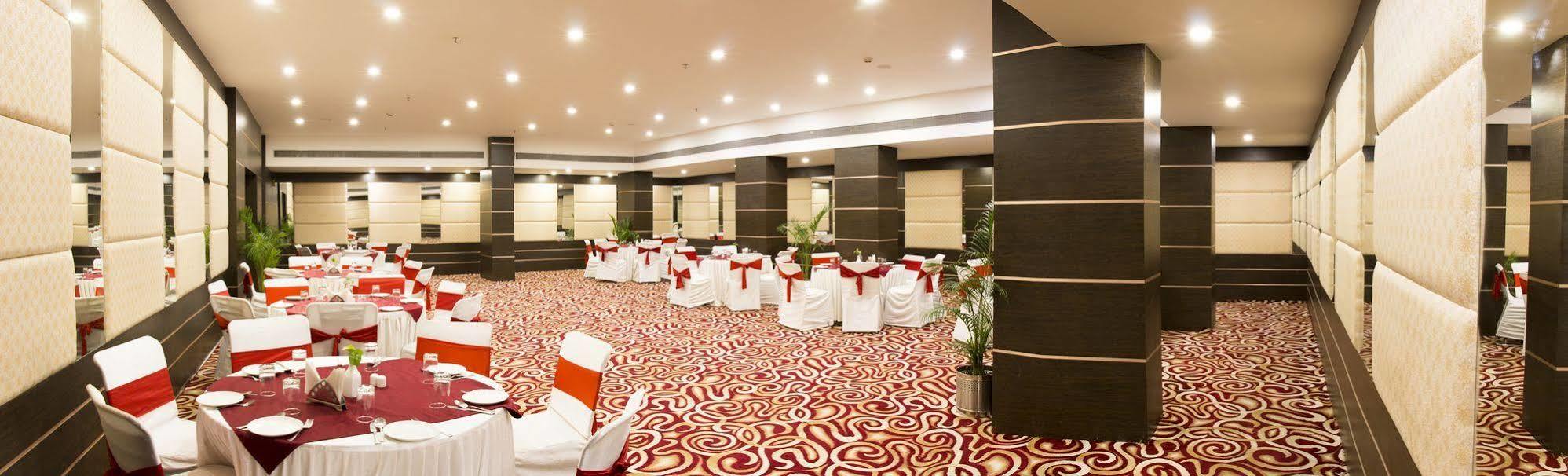Park Ocean Hotel Jaipur